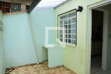 Casa de condomínio para alugar com 85m², 3 quartos e 2 vagasQuintal
