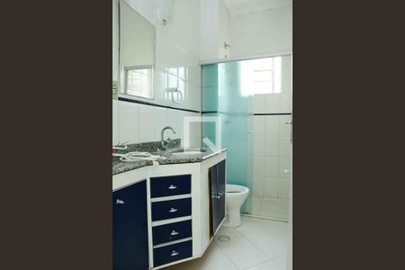 Casa de condomínio para alugar com 85m², 3 quartos e 2 vagasBanheiro