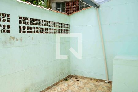 Casa de condomínio para alugar com 85m², 3 quartos e 2 vagasQuintal