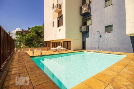 Apartamento para alugar com 75m², 3 quartos e 1 vagaÁrea comum - Piscina