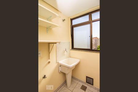 Apartamento para alugar com 75m², 3 quartos e 1 vagaCozinha e Área de Serviço