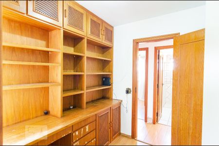 Apartamento à venda com 60m², 2 quartos e 1 vagaEscritório