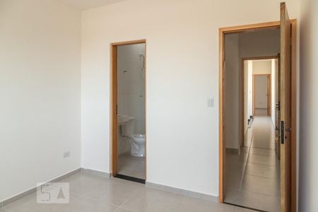 Casa à venda com 110m², 3 quartos e 2 vagasSuíte