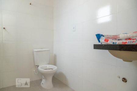 Casa à venda com 110m², 3 quartos e 2 vagasBanheiro