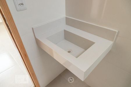 Casa à venda com 110m², 3 quartos e 2 vagasBanheiro da Suíte