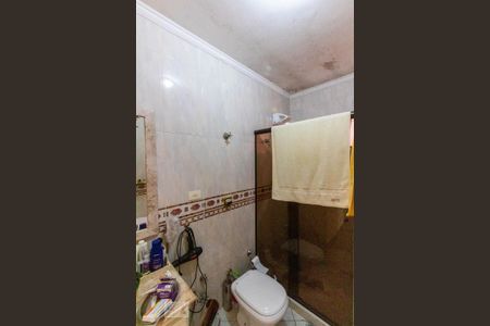 Casa de condomínio para alugar com 500m², 4 quartos e 4 vagas Casa de condomínio para alugar com 500m², 4 quartos e 4 vagasBanheiro da Suíte 4