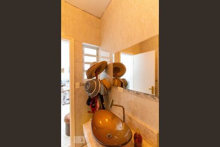 Casa de condomínio para alugar com 500m², 4 quartos e 4 vagas Casa de condomínio para alugar com 500m², 4 quartos e 4 vagasBanheiro da Piscina e Churrasqueira