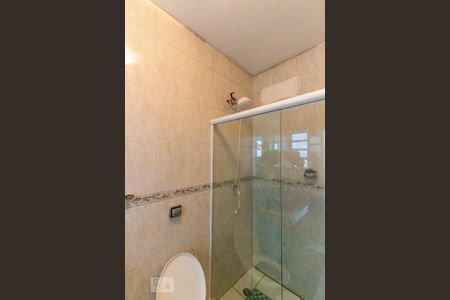 Casa de condomínio para alugar com 500m², 4 quartos e 4 vagas Casa de condomínio para alugar com 500m², 4 quartos e 4 vagasBanheiro da Piscina e Churrasqueira