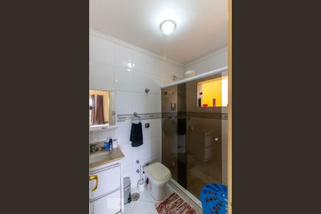 Casa de condomínio para alugar com 500m², 4 quartos e 4 vagas Casa de condomínio para alugar com 500m², 4 quartos e 4 vagasBanheiro da Suíte 1