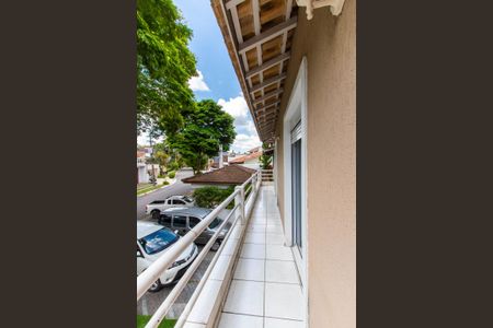 Casa de condomínio para alugar com 500m², 4 quartos e 4 vagas Casa de condomínio para alugar com 500m², 4 quartos e 4 vagasVaranda da Suíte 4