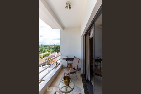 Casa de condomínio para alugar com 500m², 4 quartos e 4 vagas Casa de condomínio para alugar com 500m², 4 quartos e 4 vagasVaranda da Sala