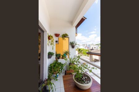 Casa de condomínio para alugar com 500m², 4 quartos e 4 vagas Casa de condomínio para alugar com 500m², 4 quartos e 4 vagasVaranda da Sala 2