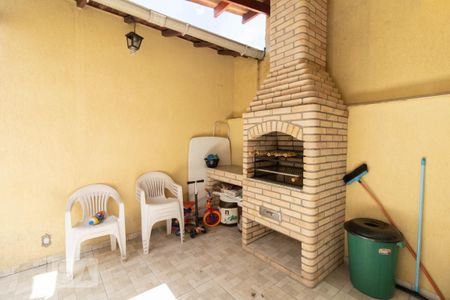 Casa à venda com 200m², 3 quartos e 2 vagas Casa à venda com 200m², 3 quartos e 2 vagasChurrasqueira