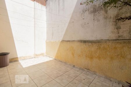 Casa à venda com 200m², 3 quartos e 2 vagas Casa à venda com 200m², 3 quartos e 2 vagasÁrea Externa