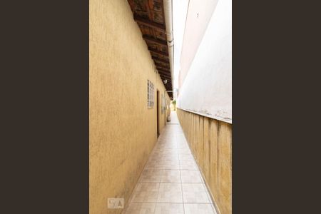 Casa à venda com 200m², 3 quartos e 2 vagas Casa à venda com 200m², 3 quartos e 2 vagasCorredor Lateral