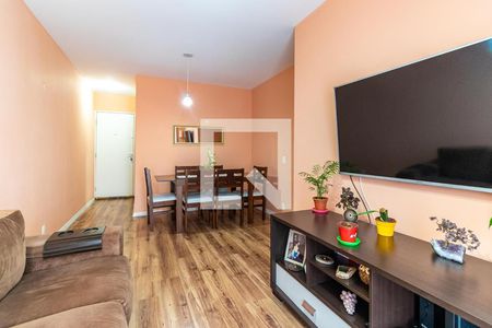 Sala de apartamento para alugar com 3 quartos, 66m² em Interlagos, São Paulo