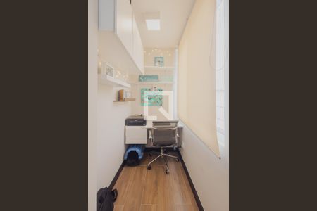 Escritório de apartamento à venda com 2 quartos, 76m² em Pinheiros, São Paulo