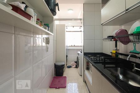 Apartamento à venda com 49m², 2 quartos e 2 vagas Apartamento à venda com 49m², 2 quartos e 2 vagasCozinha