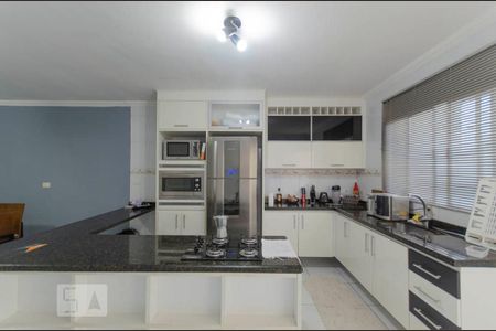 Casa à venda com 459m², 3 quartos e 6 vagas Casa à venda com 459m², 3 quartos e 6 vagasSala de Jantar e Cozinha