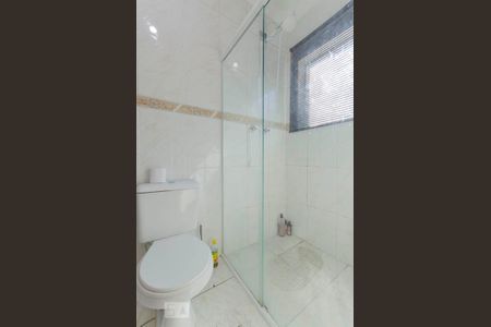Banheiro Suíte 1 de casa para alugar com 3 quartos, 459m² em Jardim Brasília (zona Leste), São Paulo