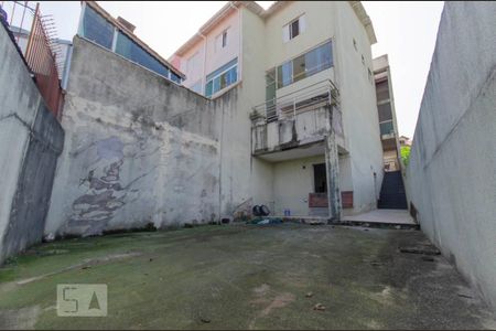 Casa à venda com 459m², 3 quartos e 6 vagas Casa à venda com 459m², 3 quartos e 6 vagasQuintal