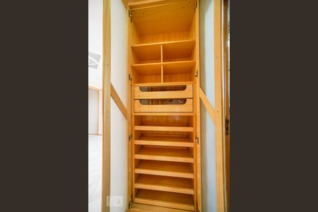 Apartamento à venda com 53m², 2 quartos e 2 vagasArmários