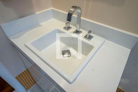 Banheiro Social de apartamento para alugar com 2 quartos, 90m² em Paraíso, São Paulo