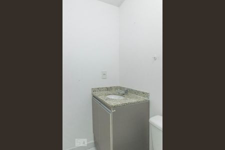 Apartamento para alugar com 54m², 2 quartos e 1 vaga Apartamento para alugar com 54m², 2 quartos e 1 vagaBanheiro