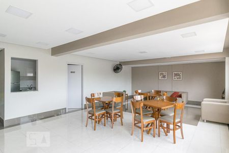 Apartamento para alugar com 54m², 2 quartos e 1 vaga Apartamento para alugar com 54m², 2 quartos e 1 vagaÁrea comum - Salão de festas