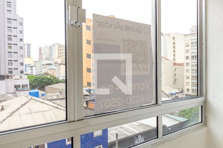 Apartamento à venda com 30m², 1 quarto e sem vagaPlaquina instalada no imóvel - janela do quarto