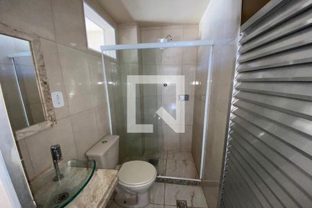 Banheiro de apartamento para alugar com 1 quarto, 42m² em Engenho da Rainha, Rio de Janeiro