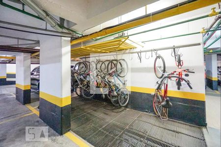 Área comum - Biccletário de apartamento para alugar com 3 quartos, 92m² em Vila Azevedo, São Paulo