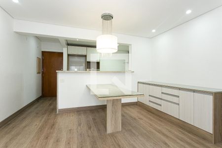 Sala de apartamento para alugar com 3 quartos, 92m² em Vila Azevedo, São Paulo