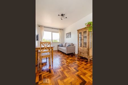 Sala de apartamento para alugar com 1 quarto, 47m² em Partenon, Porto Alegre