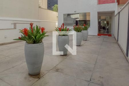 Apartamento para alugar com 65m², 2 quartos e 1 vagaPortaria