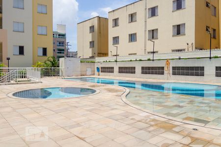 Apartamento à venda com 60m², 2 quartos e 1 vaga Apartamento à venda com 60m², 2 quartos e 1 vagaÁrea comum - Piscina