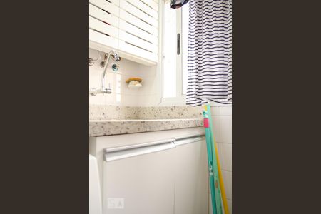 Apartamento à venda com 60m², 2 quartos e 1 vaga Apartamento à venda com 60m², 2 quartos e 1 vagaÁrea de Serviço