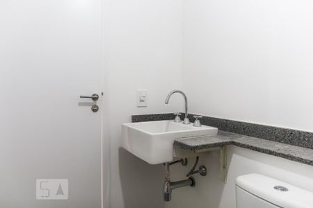 Studio à venda com 24m², 1 quarto e sem vaga Studio à venda com 24m², 1 quarto e sem vagaBanheiro