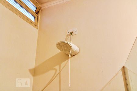 Casa à venda com 450m², 5 quartos e 6 vagas Casa à venda com 450m², 5 quartos e 6 vagasBanheiro