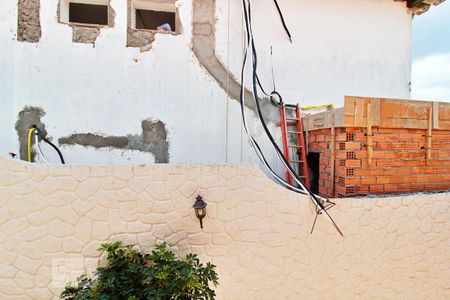 Casa à venda com 450m², 5 quartos e 6 vagas Casa à venda com 450m², 5 quartos e 6 vagasVista do Quarto 4