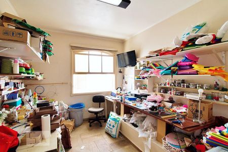 Casa à venda com 450m², 5 quartos e 6 vagas Casa à venda com 450m², 5 quartos e 6 vagasQuarto 5