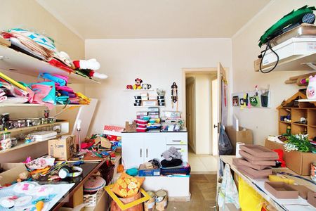 Casa à venda com 450m², 5 quartos e 6 vagas Casa à venda com 450m², 5 quartos e 6 vagasQuarto 5