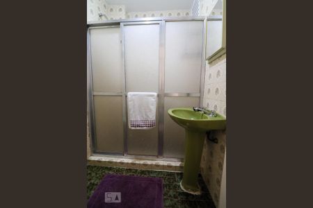 Apartamento à venda com 85m², 2 quartos e 2 vagasBanheiro da Suíte