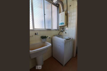 Apartamento à venda com 85m², 2 quartos e 2 vagasÁrea de Serviço