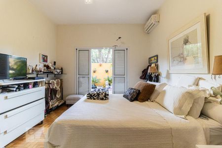 Casa à venda com 400m², 3 quartos e 2 vagas Casa à venda com 400m², 3 quartos e 2 vagasQuarto 3