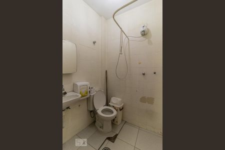 Casa à venda com 400m², 3 quartos e 2 vagas Casa à venda com 400m², 3 quartos e 2 vagasBanheiro de serviço 2