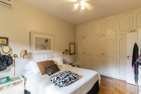 Casa à venda com 400m², 3 quartos e 2 vagas Casa à venda com 400m², 3 quartos e 2 vagasQuarto 3