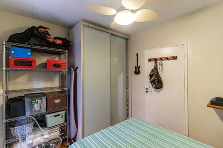 Casa à venda com 400m², 3 quartos e 2 vagas Casa à venda com 400m², 3 quartos e 2 vagasQuarto 1