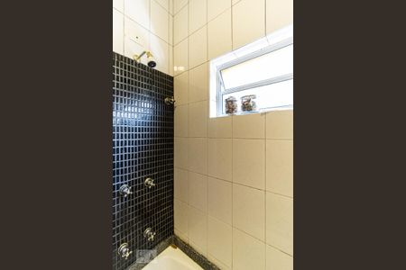 Casa à venda com 400m², 3 quartos e 2 vagas Casa à venda com 400m², 3 quartos e 2 vagasBanheiro 2