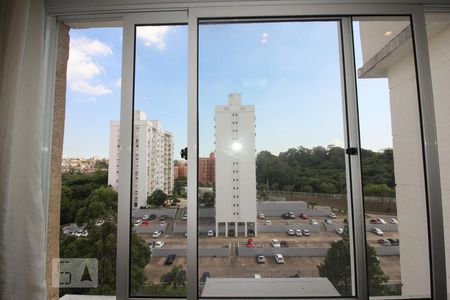 Vista da Sala de apartamento à venda com 3 quartos, 79m² em Jardim Carvalho, Porto Alegre
